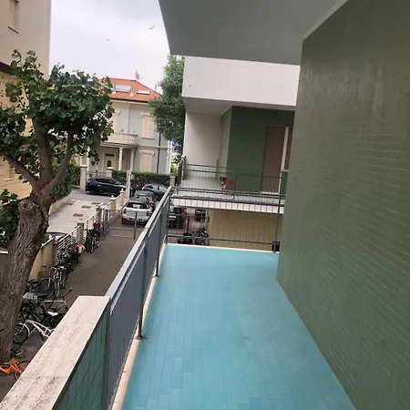 A 2 Passi Dal Mare *